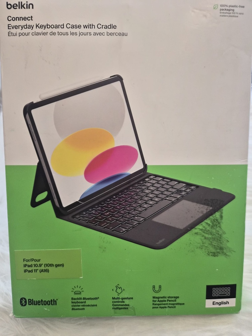 belkin Connect Black Bluetooth Keyboard Case with Cradle for iPad (10.9” / 11”)